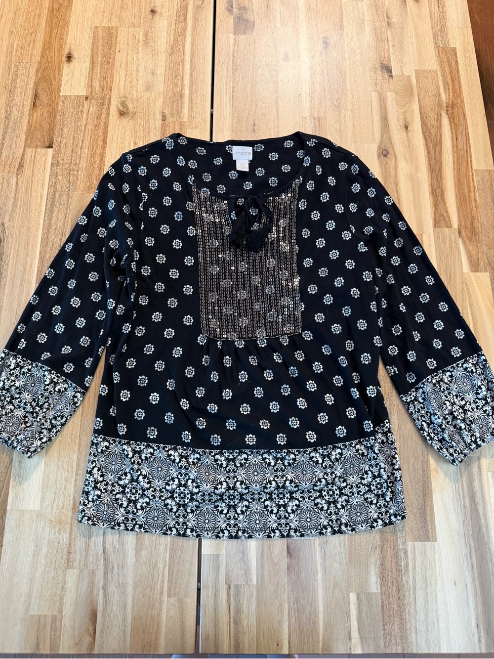 Chico's Black Printed Peasant Tunic with Contrast Hem